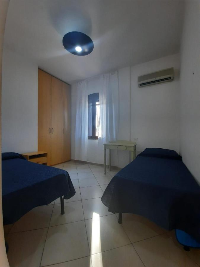 Hotel Villa Del Mare Solanas Solanas  Eksteriør billede
